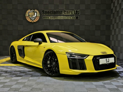 Audi R8  5.2 FSI V10 Plus Coupe 2dr Petrol S Tronic quattro 