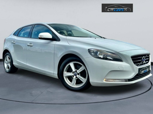 Volvo V40  2.0 D2 ES Hatchback 5dr Diesel Manual Euro 6 (s/s)