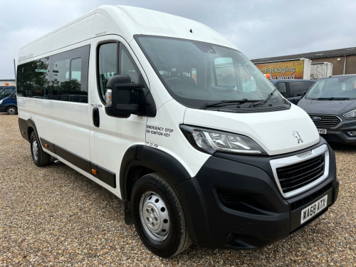 Peugeot Boxer  17 SEAT WHEELCHAIR ACCESSIBLE MINIBUS 2.0 BlueHDi 440