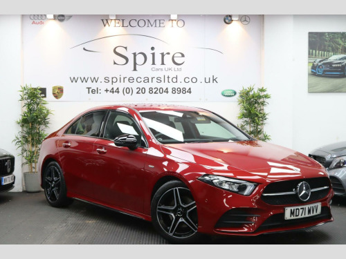 Mercedes-Benz A-Class A180 1.3 A180 AMG Line Edition (Premium) 7G-DCT Euro 6 (s/s) 4dr 