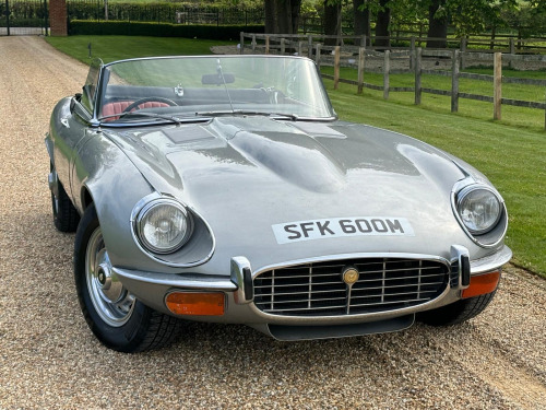 Jaguar E-Type  V12  ROADSTER  