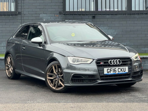 Audi S3  2.0 TFSI Hatchback 3dr Petrol S Tronic quattro Eur
