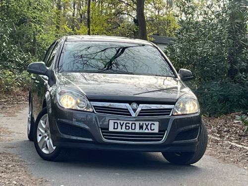 Vauxhall Astra  1.8i 16v Club 5dr