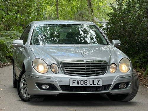 Mercedes-Benz E-Class E220 2.1 E220 CDI Elegance 4dr