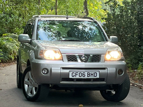 Nissan X-Trail  2.5i Columbia 5dr