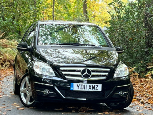 Mercedes-Benz B-Class B180 2.0 B180 CDI Sport CVT 5dr