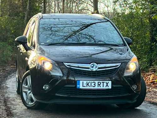 Vauxhall Zafira Tourer  2.0 CDTi Exclusiv Auto Euro 5 5dr 