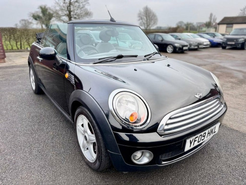 MINI Convertible  1.6 Cooper Convertible 2dr Petrol Auto Euro 4 (120