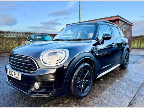 MINI Countryman  1.5 Cooper SUV 5dr Petrol Auto Euro 6 (s/s) (136 p