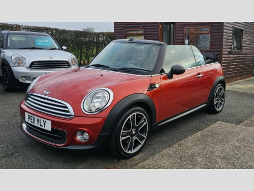 MINI Convertible  1.6 One Convertible 2dr Petrol Manual Euro 5 (98 p