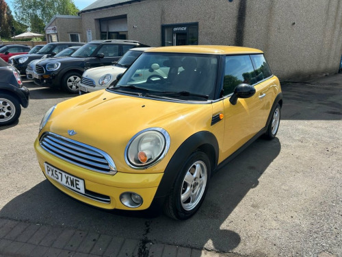 MINI Hatch  1.4 One Hatchback 3dr Petrol Steptronic Euro 4 (95