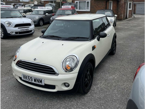 MINI Hatch  1.4 First Hatchback 3dr Petrol Manual Euro 4 (75 p