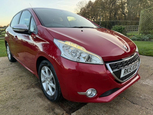 Peugeot 208  1.4 HDi Style Euro 5 5dr