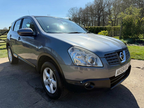 Nissan Qashqai  2.0 Acenta CVT 5dr