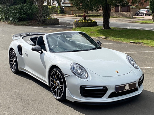 Porsche 911  TURBO S PDK