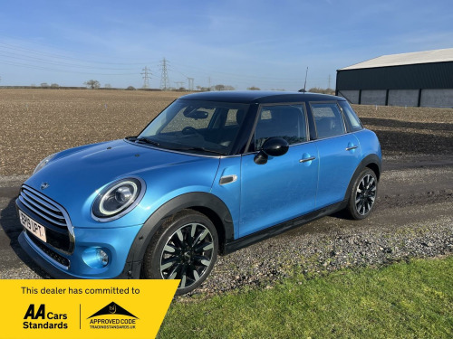 MINI Hatch  1.5 Cooper Exclusive Steptronic Euro 6 (s/s) 5dr