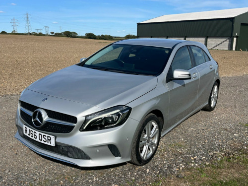 Mercedes-Benz A-Class  1.5 A180d Sport (Premium) Hatchback 5dr Diesel 7G-DCT Euro 6 (s/s) (109 ps)