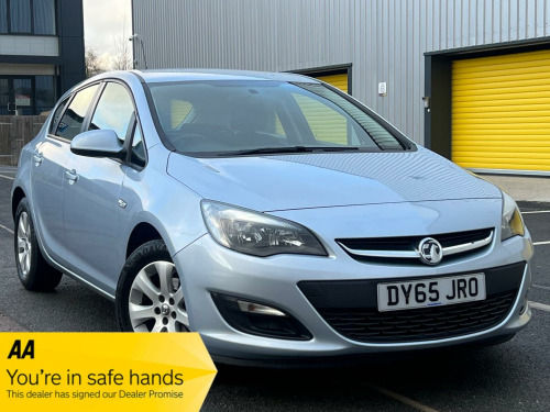 Vauxhall Astra  1.4i Design Euro 6 5dr