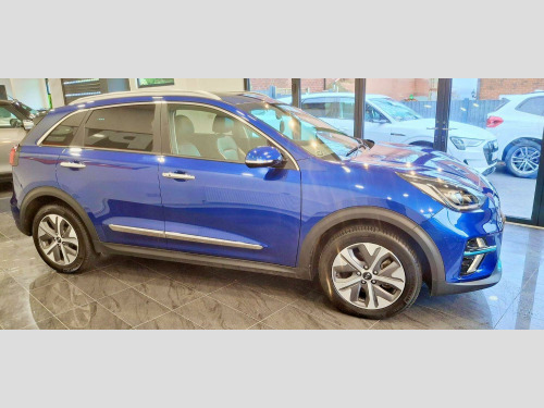 Kia Niro  64kWh 4+