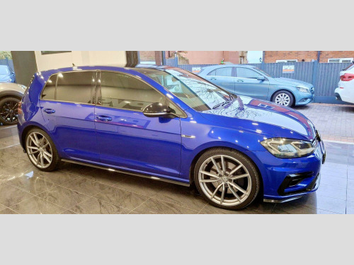 Volkswagen Golf  2.0 TSI R