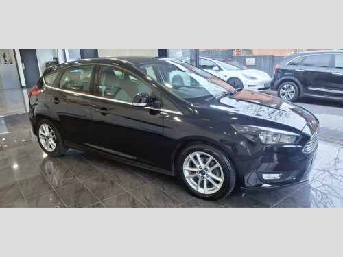 Ford Focus  1.0 T EcoBoost Zetec