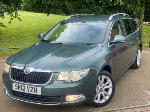 Skoda Superb  2.0 TDI SE PLUS DSG ESTATE