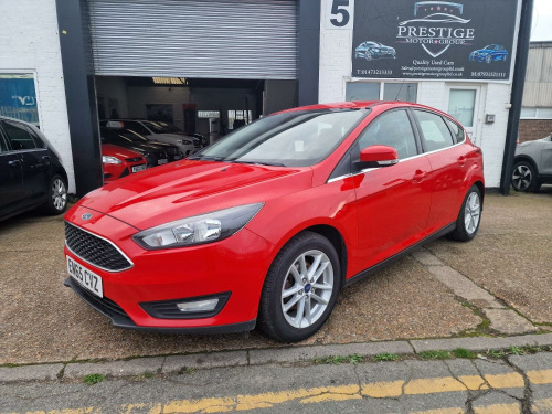 Ford Focus  1.0 T EcoBoost Zetec