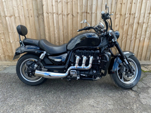 Triumph Rocket III  2300 Roadster