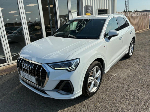 Audi Q3  1.5 TFSI CoD 35 S line Euro 6 (s/s) 5dr