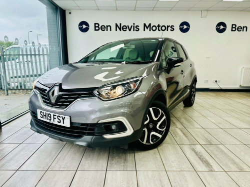 Renault Captur  0.9 TCe ENERGY Iconic SUV 5dr Petrol Manual Euro 6