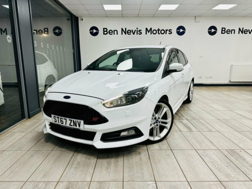 Ford Focus  2.0T EcoBoost ST-3 Hatchback 5dr Petrol Manual Eur