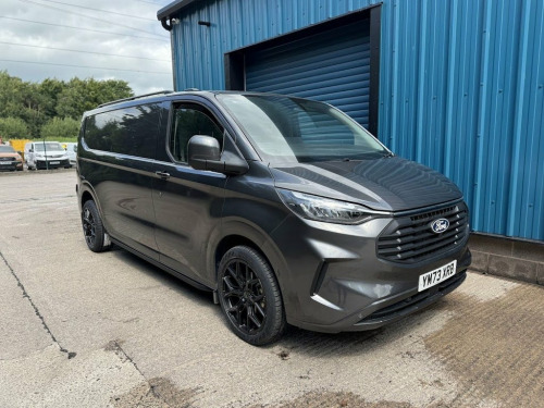 Ford Transit Custom  LIMITED 300 PANEL VAN, 2.0, L2, H1, 135PS (LOW MIL