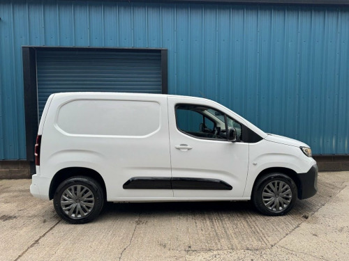 Peugeot Partner  BLUEHDI 1000 ASPHALT STANDARD PANEL VAN, 1.5, SWB,