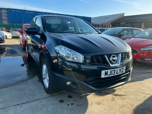 Nissan Qashqai  1.6 Acenta 2WD Euro 5 (s/s) 5dr