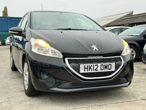 Peugeot 208  1.2 VTi Access+ Euro 5 5dr