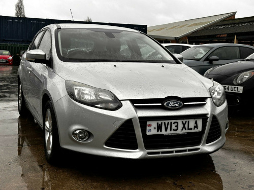 Ford Focus  1.6 Zetec Powershift Euro 5 5dr 
