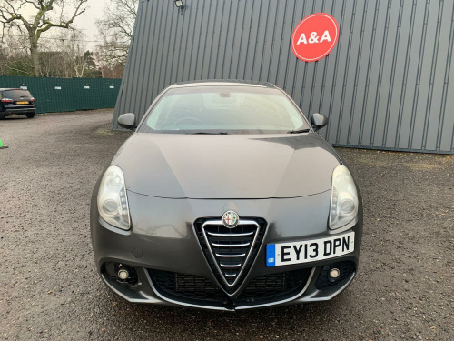 Alfa Romeo Giulietta  2.0 JTDM-2 Lusso TCT Euro 5 (s/s) 5dr