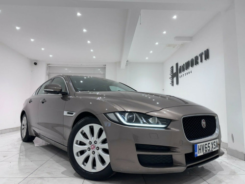 Jaguar XE  2.0d Portfolio Euro 6 (s/s) 4dr