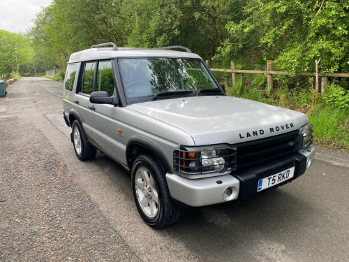 Land Rover Discovery  2.5 TD5 ES 5d 136 BHP