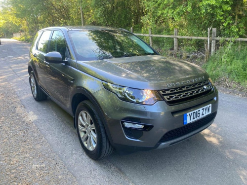 Land Rover Discovery Sport  2.0 TD4 SE Tech SUV 5dr Diesel Auto 4WD Euro 6 (s/