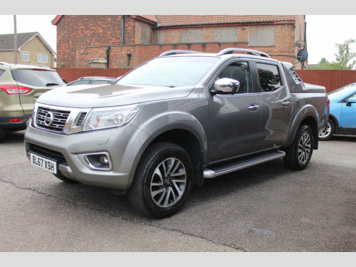 Nissan Navara  2.3 dCi Tekna Pickup Double Cab 4dr Diesel Auto 4W