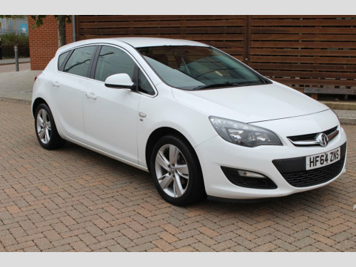 Vauxhall Astra  1.6 16v Excite Hatchback 5dr Petrol Manual Euro 5 
