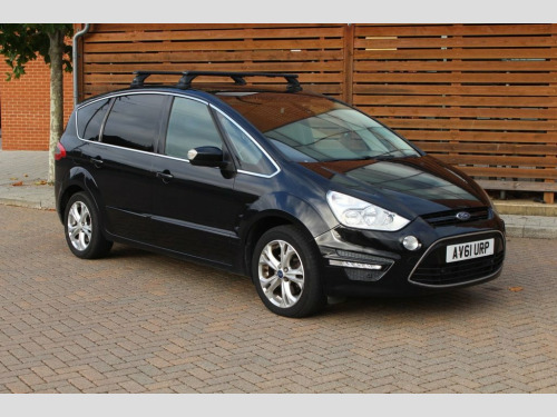 Ford S-MAX  2.0 TDCi Titanium MPV 5dr Diesel Manual Euro 5 (16
