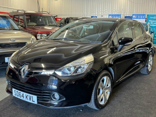 Renault Clio  1.2 16V Dynamique MediaNav Hatchback 5dr Petrol Ma
