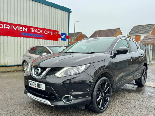 Nissan Qashqai  1.5 dCi Tekna SUV 5dr Diesel Manual 2WD Euro 6 (s/ 
