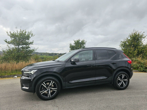 Volvo XC40  2.0 R-Design B4 (197 hp) Hybrid Auto