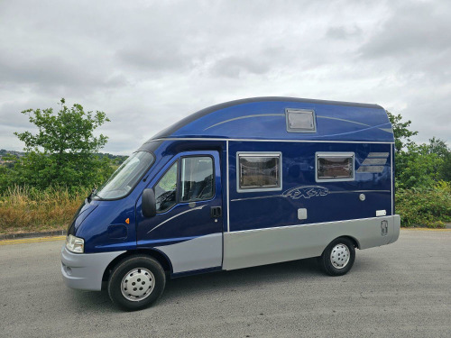 Renault Exsis  2.3TD Motorhome