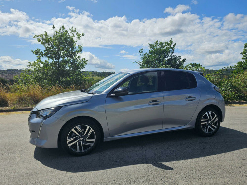 Peugeot 208  1.2 PureTech Allure Premium +