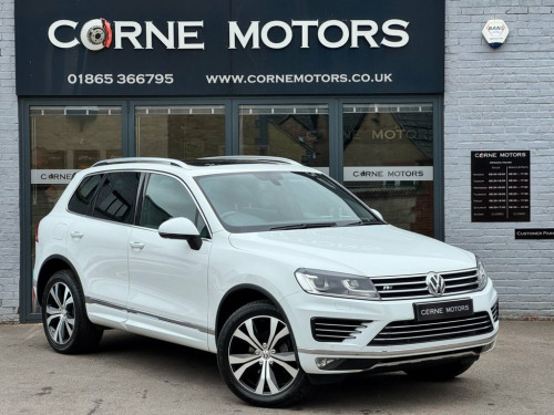 Volkswagen Touareg  R-LINE 3.0 TDI V6 262PS AUTOMATIC 4WD 4X4 DIESEL