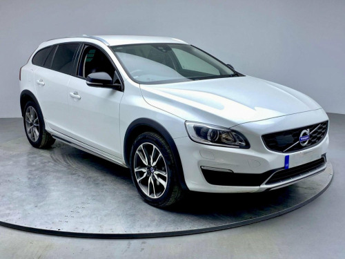 Volvo V60  2.4 D4 Lux Nav Auto AWD Euro 6 (s/s) 5dr